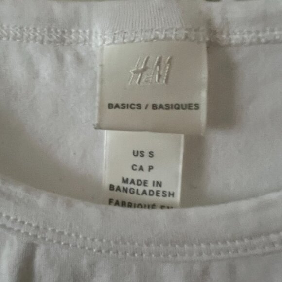 Crew Neck T-Shirts (Bundle) - Picture 4 of 8